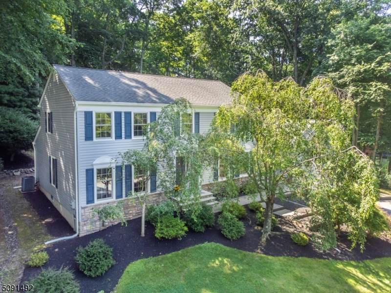 4 Sparrow Ln - Photo 1