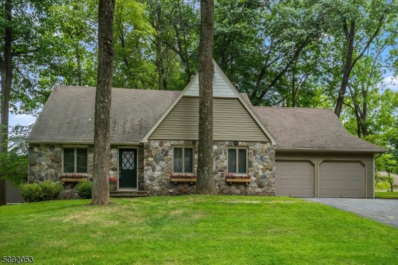 64 Whippoorwill Ln - Photo 1