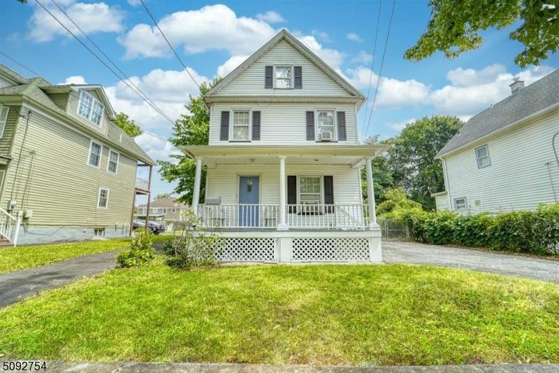 64 Everett Pl - Photo 1