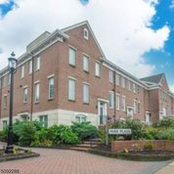 78 Blackwell St - Photo 1