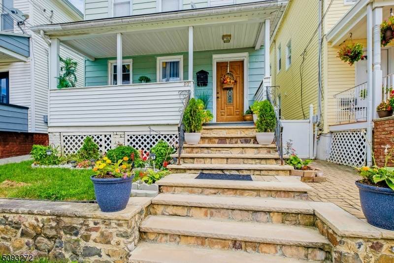 80 Whittlesey Ave - Photo 1
