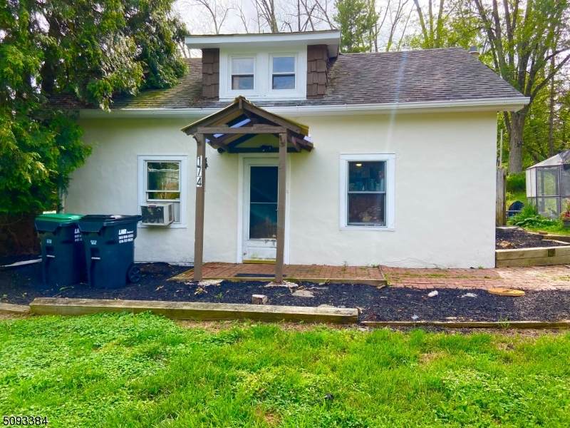 174 Sergeantsville Rd - Photo 1