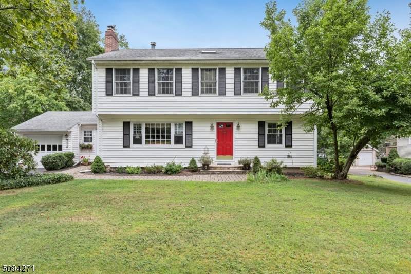 1504 Valley Rd - Photo 1