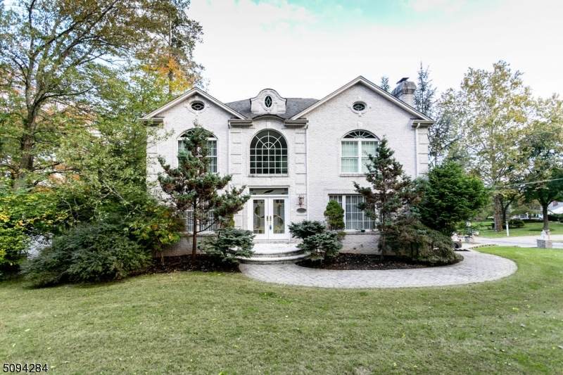 310 Mount Kemble Ave - Photo 1