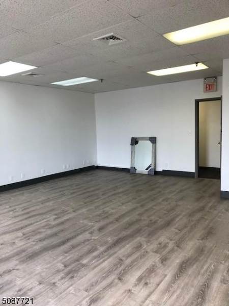 34 S Livingston Ave 2C - Photo 1