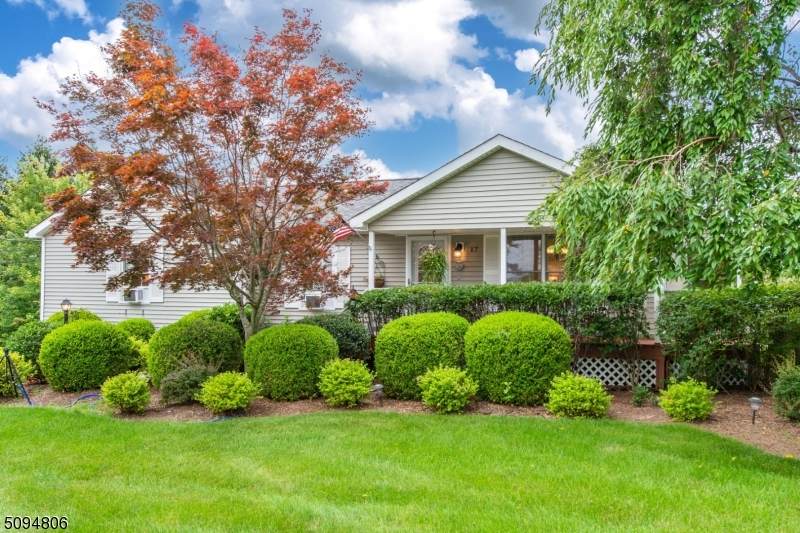 17 Mountain View Dr - Photo 1