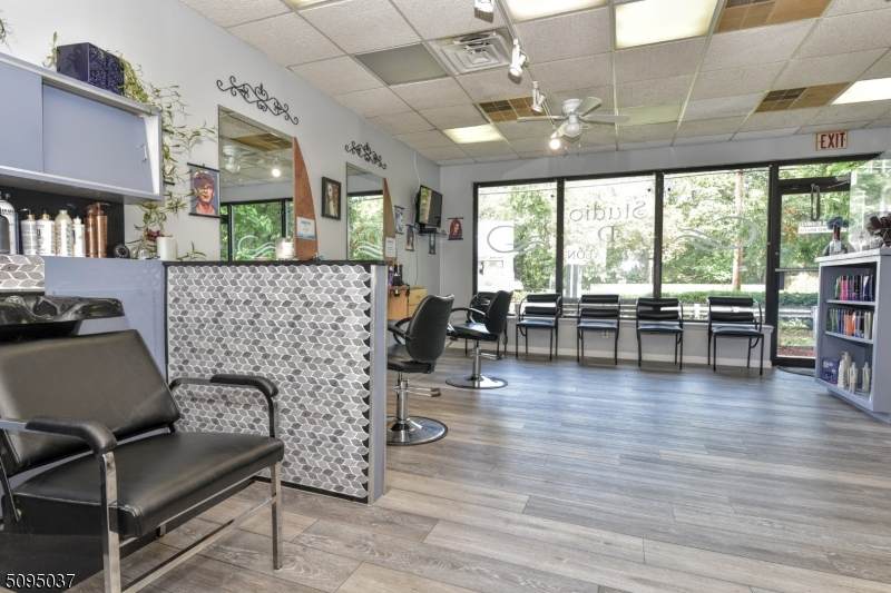 554 Mola Blvd - Photo 1
