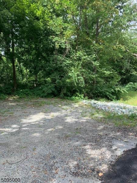 146 Kiel Ave - Photo 1