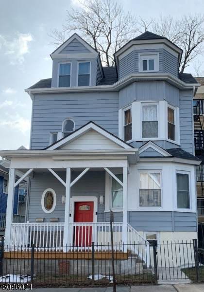 303 William St - Photo 1