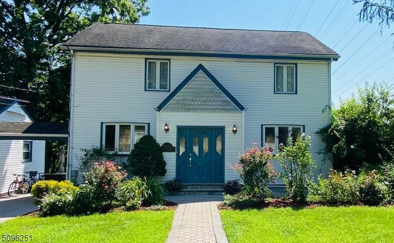 1061 Valley Rd - Photo 1