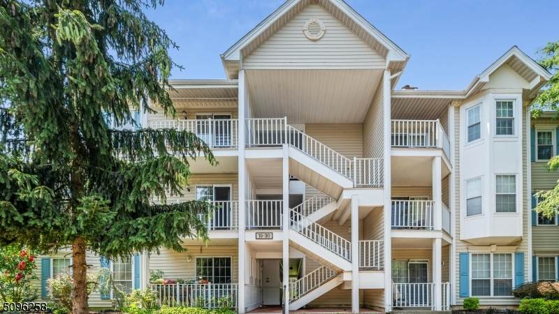 27 Brighton Way - Photo 1