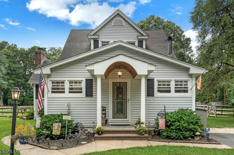 50 Wharton Ave - Photo 1
