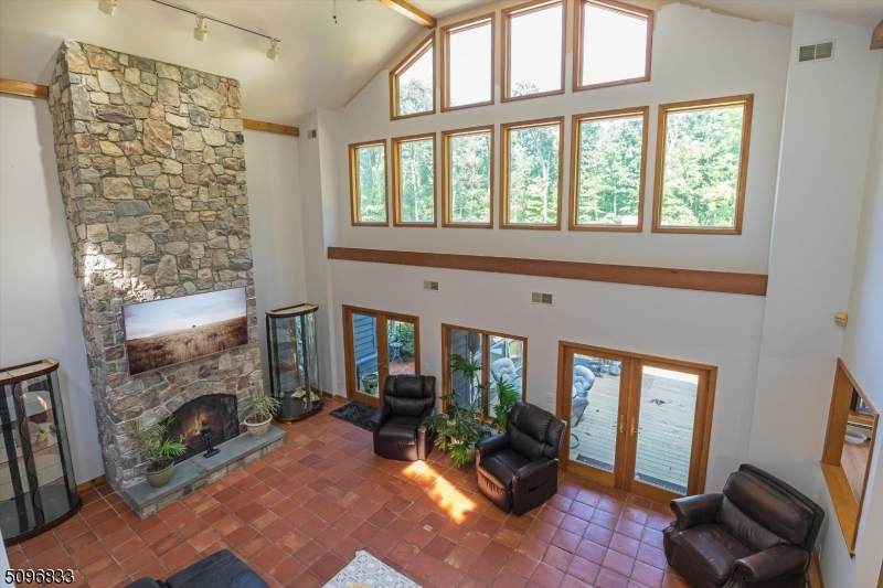 915 Partridge Rd - Photo 1