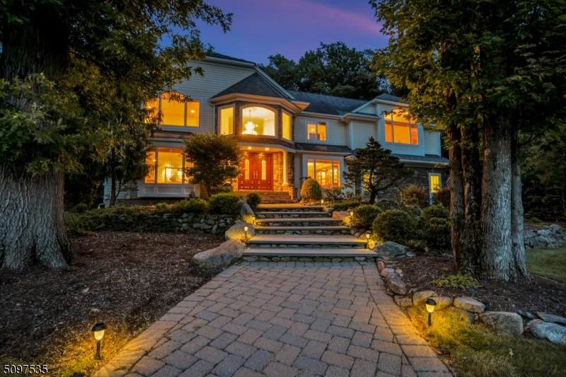117 Oak Dr - Photo 1