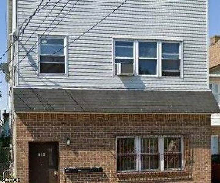 150 Magnolia Ave - Photo 1