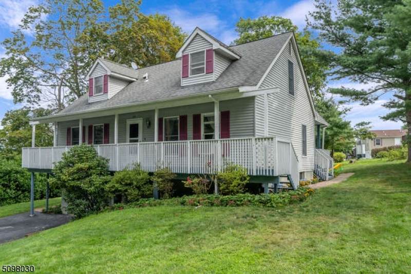 39 Upper Skillman St - Photo 1