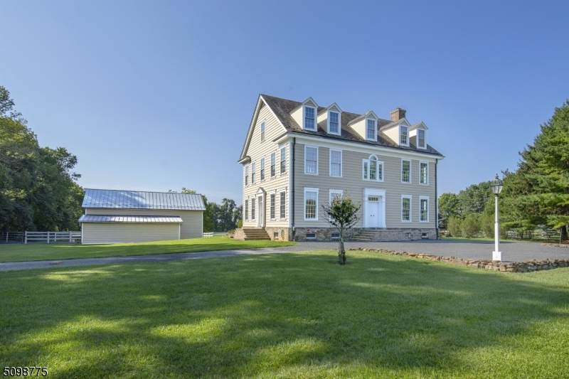 72 Fairmount Rd West - Photo 1