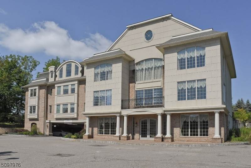 16 Main Street - Photo 1