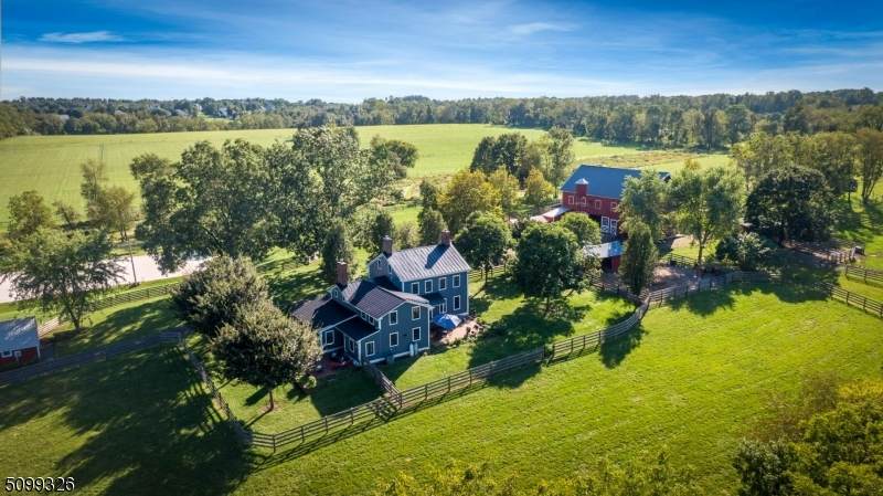 127 Pleasant Run Rd - Photo 1