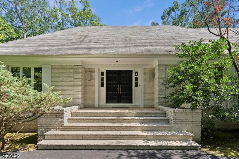 6 Sheffield Rd - Photo 1