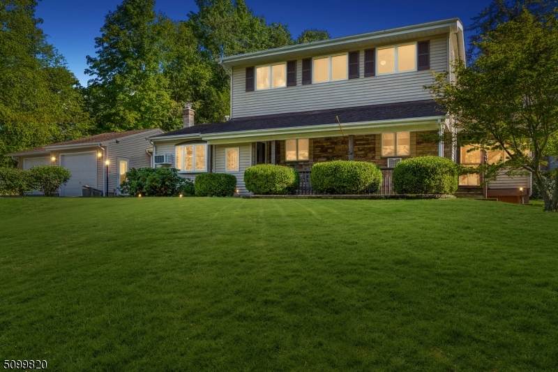 16 Timberview Dr - Photo 1