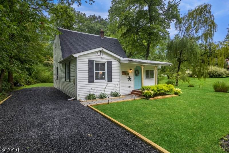 173 Bungalow Ter - Photo 1