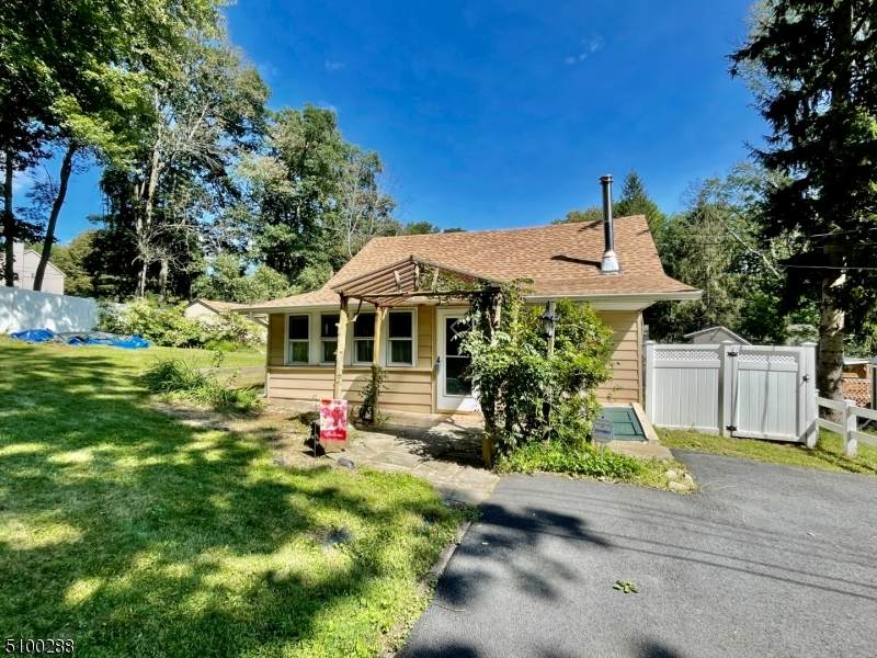 29 Beech Rd - Photo 1