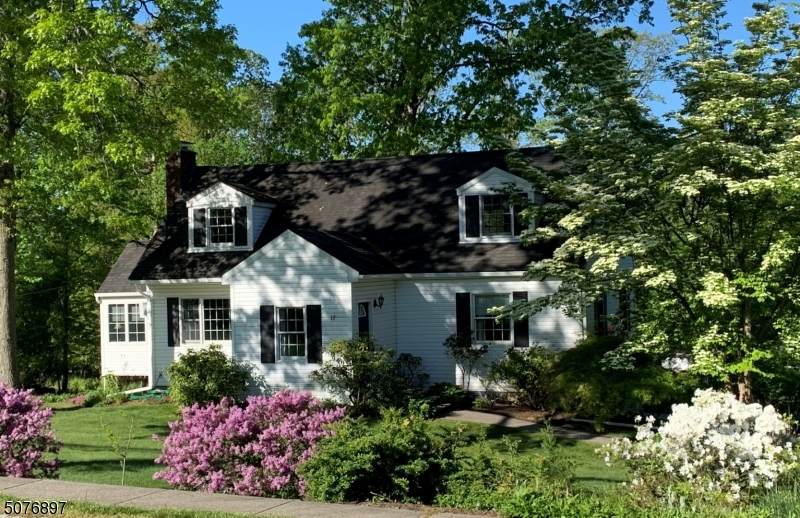 17 Woodmont Rd - Photo 1