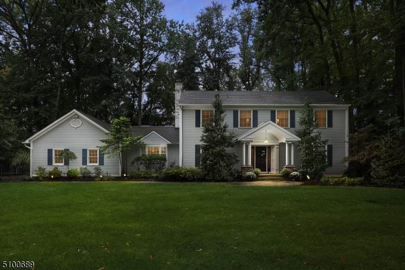 11 Marion Ln - Photo 1