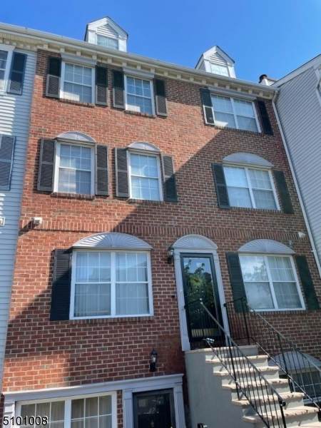 41 Rutgers Dr - Photo 1