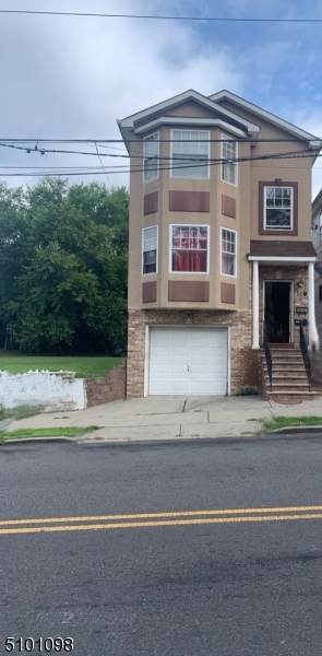 169 Hamilton Avenue - Photo 1