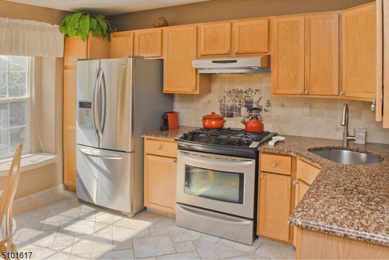 26 Maple Ln - Photo 1