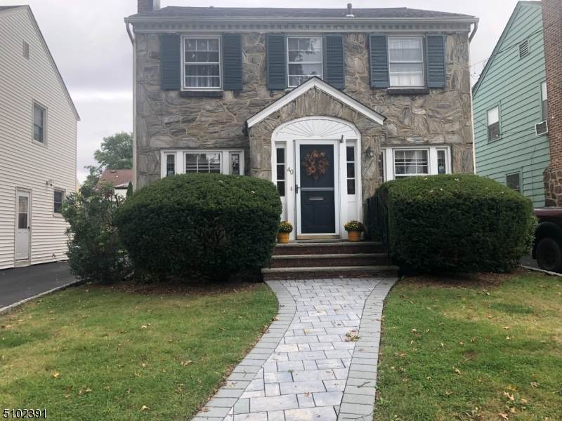 40 Oak Street - Photo 1