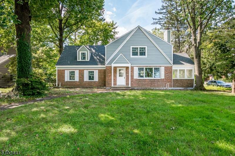 73 Washington Ave - Photo 1