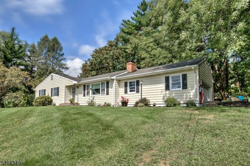 7 Dunbar Ct - Photo 1