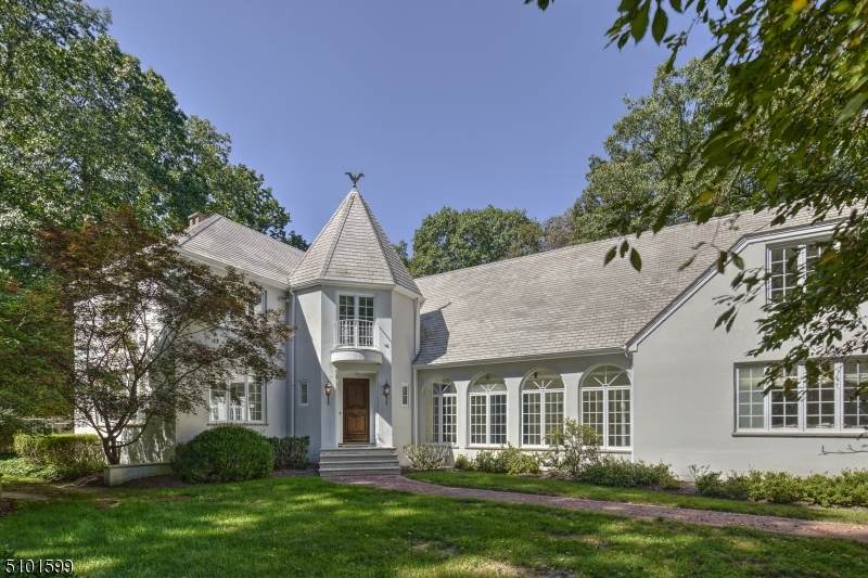 43 Skyline Dr - Photo 1
