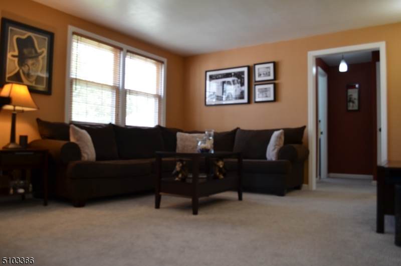 445 Morris Ave - Photo 1