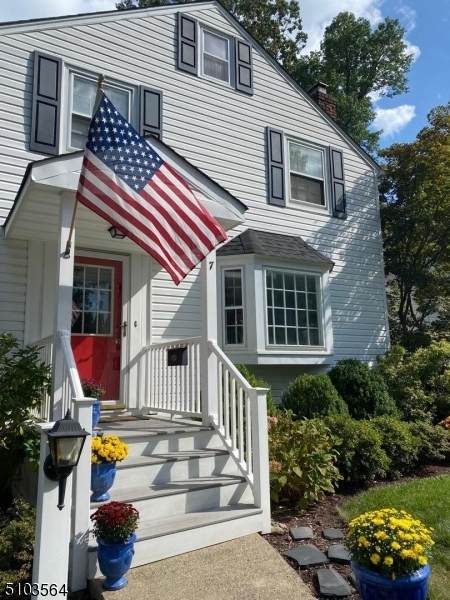 7 Lincoln Ave - Photo 1