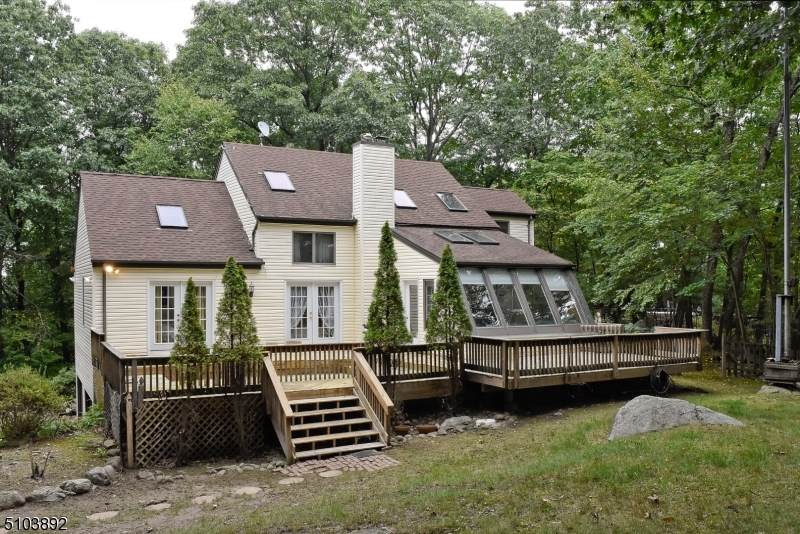 2 Hillside Rd - Photo 1