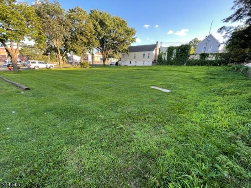 5 Milton Ave - Photo 1