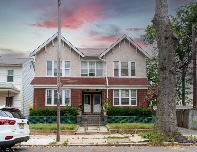 10 Mckay Ave - Photo 1