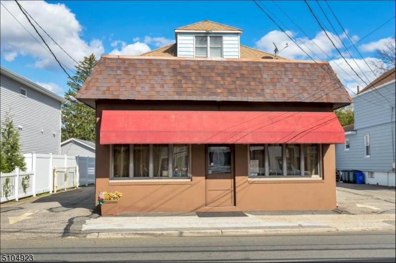 514 Saddle River Rd - Photo 1