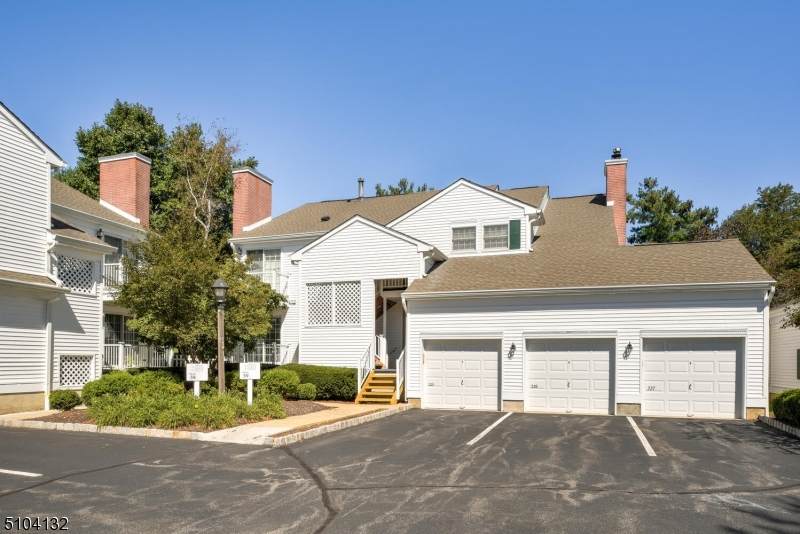 225 Alexandria Way - Photo 1