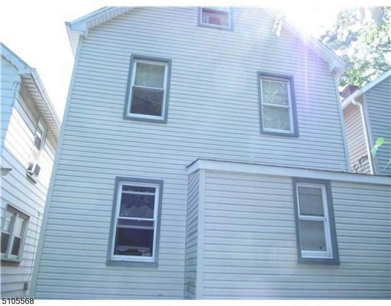 40 Robinson St - Photo 1