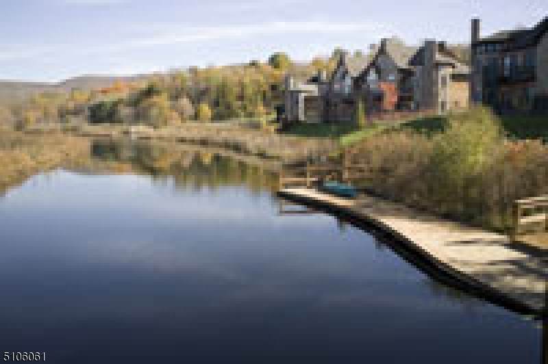 7 Maple Cres - Photo 1