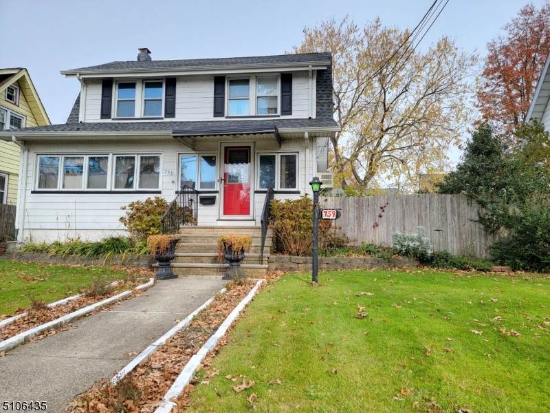 759 Nicholas Pl - Photo 1