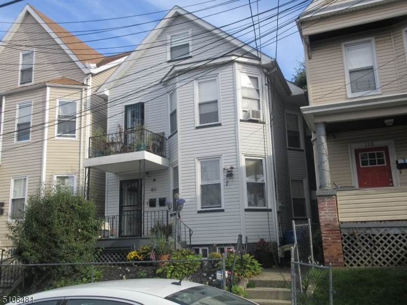 140 N 7Th St - Photo 1