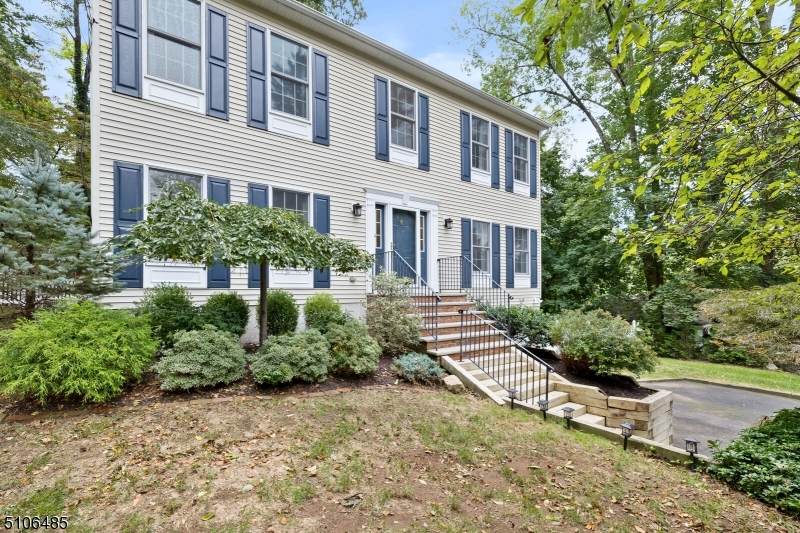 9 Orchard Hill Rd - Photo 1
