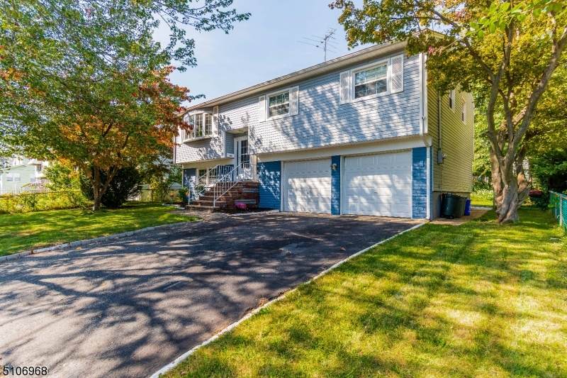 349 White Street - Photo 1