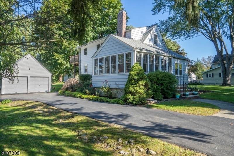 3105 Belvidere Rd - Photo 1